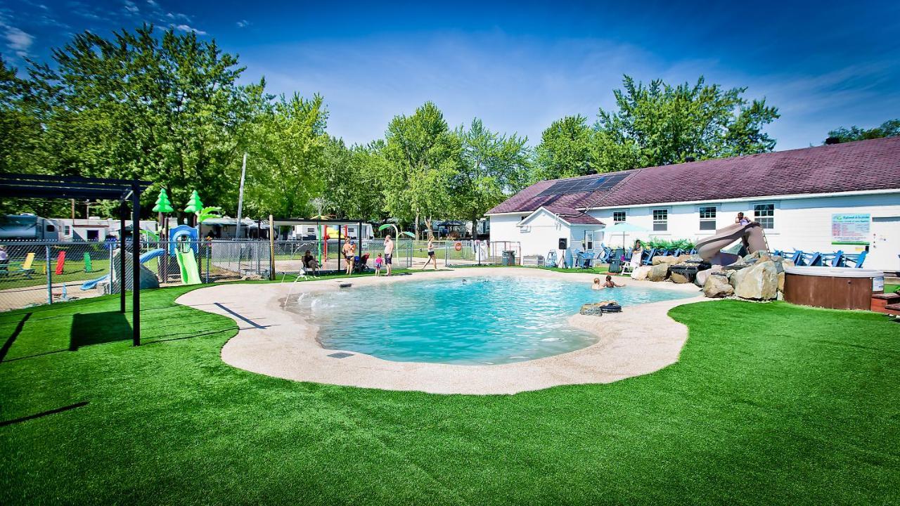 Auberge Papillon Lune Richmond Exterior foto