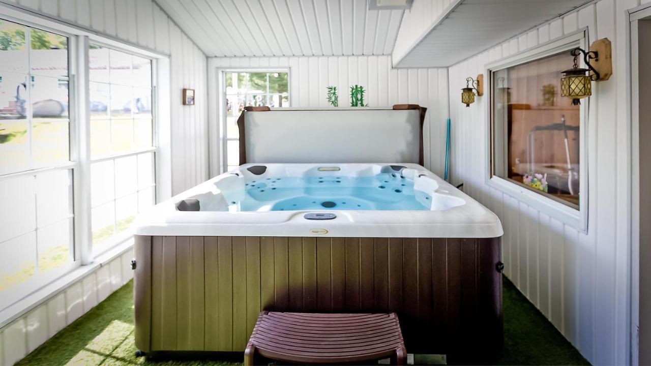 Auberge Papillon Lune Richmond Exterior foto